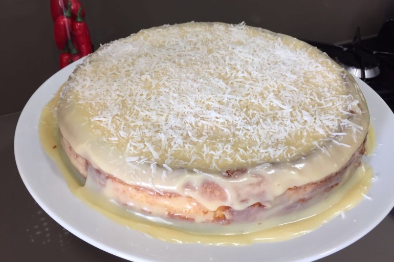 RECEITA: BOLO DE MANDIOCA