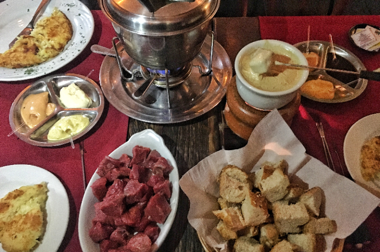 FESTIVAL DE FONDUE NO ROSITA CAFÉ