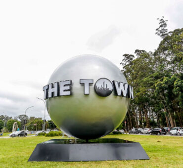 The Town 2023: esfera gigante instalada em São Paulo