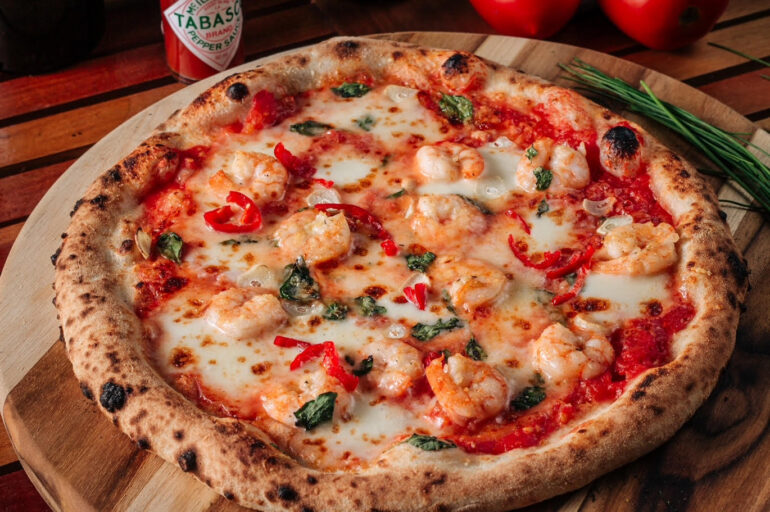 Bar dos Pescadores, em Búzios, lança pizzas nas noites de sextas e sábados