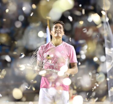 Baez faz história e se torna o primeiro bicampeão do Rio Open